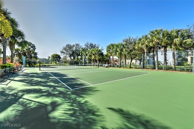 Building Photo - 8884 Fawn Ridge Dr
