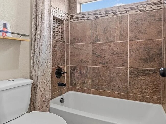 Building Photo - 5525 Valley Cedar Dr