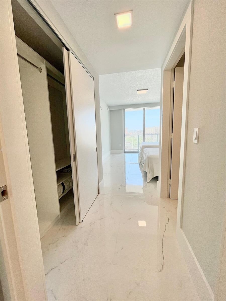 Building Photo - 330 Sunny Isles Blvd