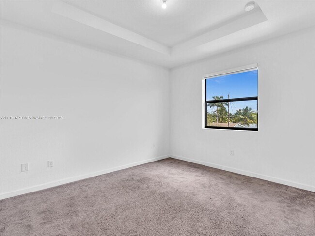 Building Photo - 20381 NW 4th Ave