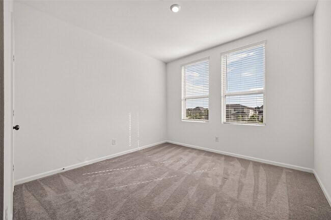 Building Photo - 5558 Amber Brook Ln