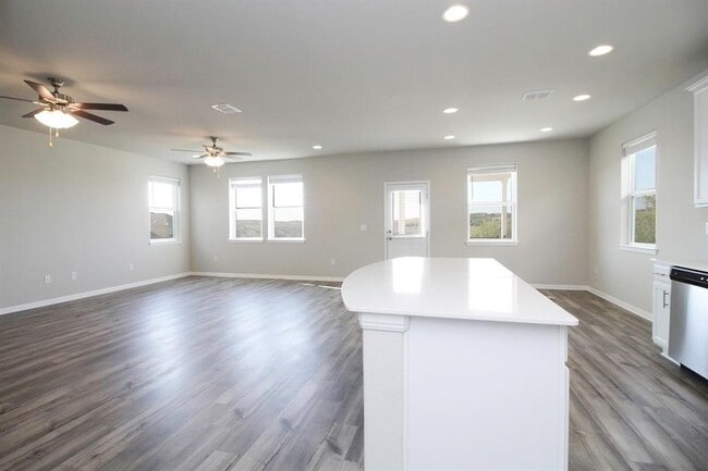 Building Photo - 6425 Pine Leaf Trail