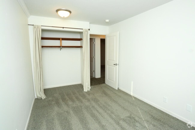 Interior Photo - Treehouse West Apartments II