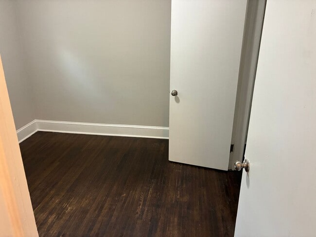 Building Photo - 4000 Winfield Dr