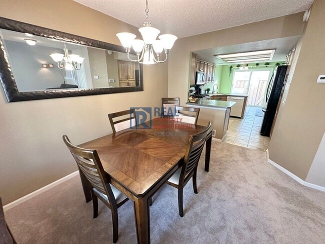 Building Photo - 2032 S Xenia Way