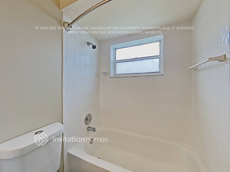 Building Photo - 162 Overstreet Ct