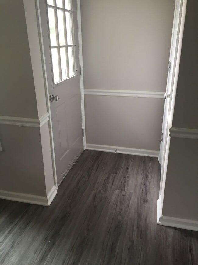Building Photo - 3 Bedroom 2 bath - Gold Hill, NC Area