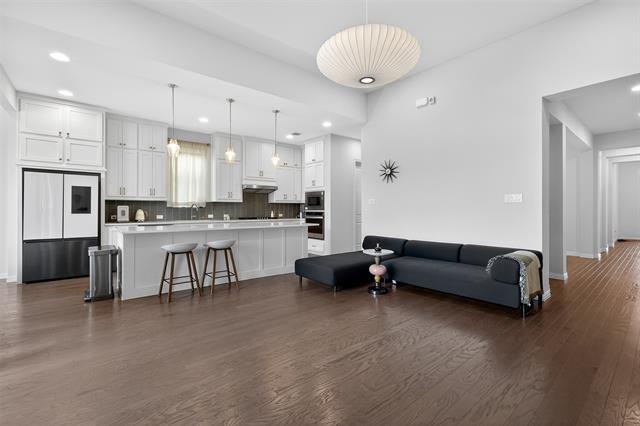 Building Photo - 8616 Bethpage Dr