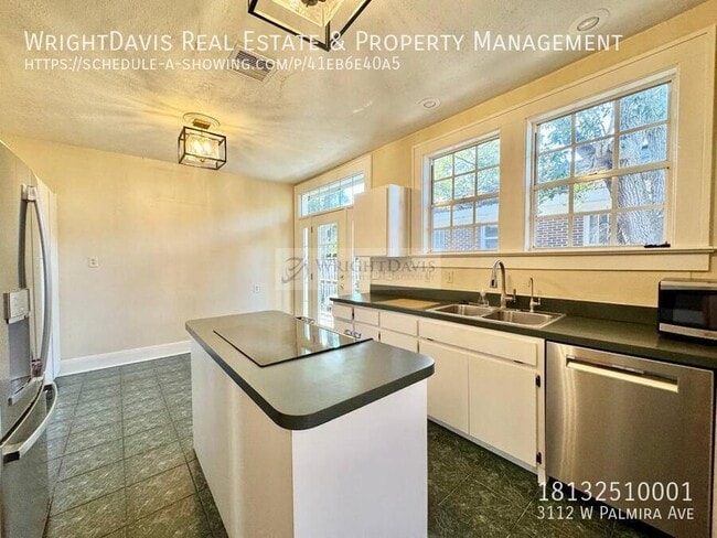 Building Photo - 3112 W Palmira Ave