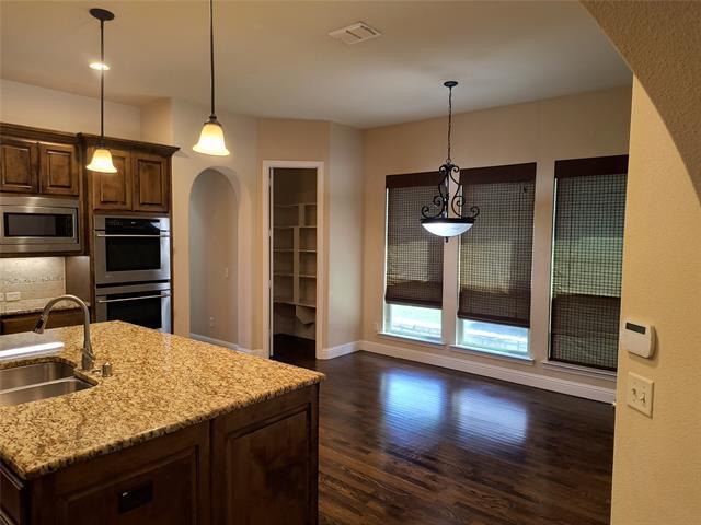 Building Photo - 10039 Stancil Ln