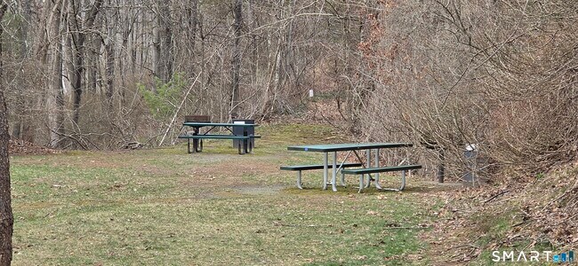 Building Photo - 20 Orchard St