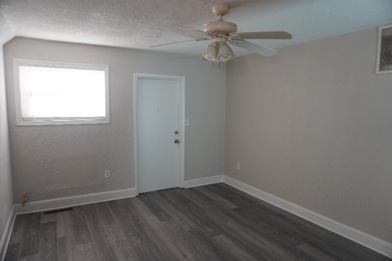 Building Photo - 5551 Force Rd