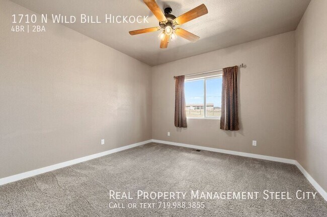 Building Photo - 1710 N Wild Bill Hickock Dr