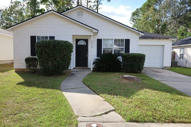 Primary Photo - 2570 Marathon Dr
