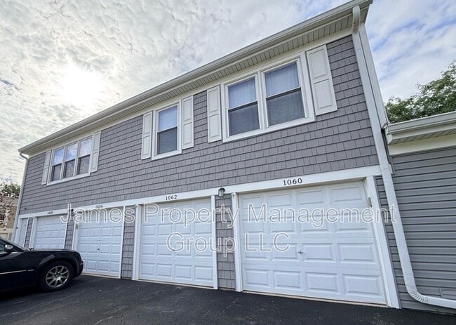 Building Photo - 1062 Hampton Harbor