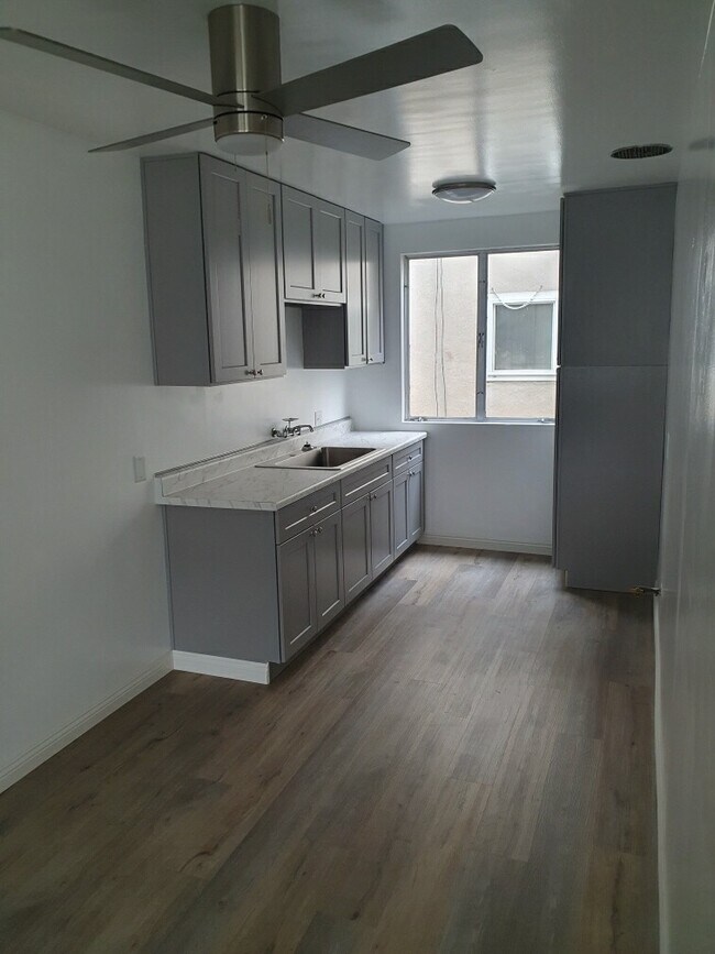 Building Photo - 14029 Dicky St