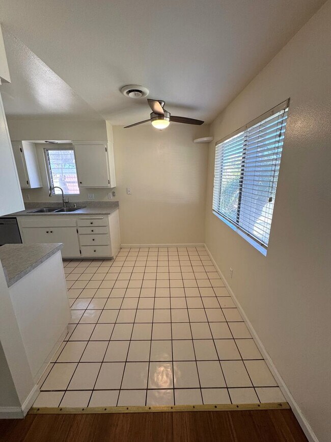 Building Photo - 9304-9306 ElCajon