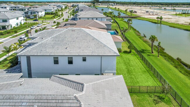 Building Photo - 9979 Migration Pt
