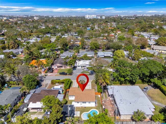 Building Photo - 6376 SW 20th St