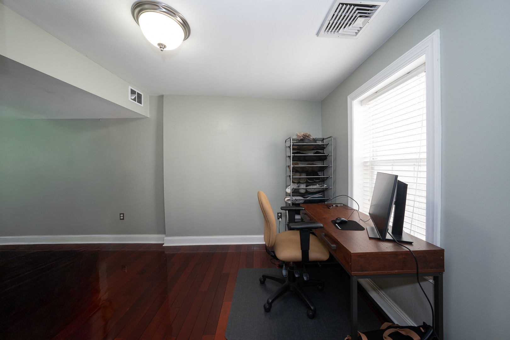 Building Photo - 2747 Harper St