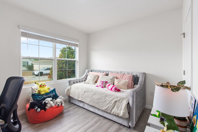 Building Photo - 49 Hickory Course Ln