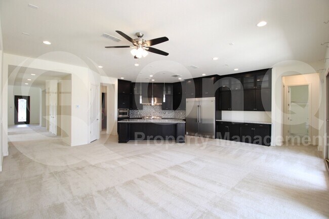Building Photo - 1781 E Aster Pl