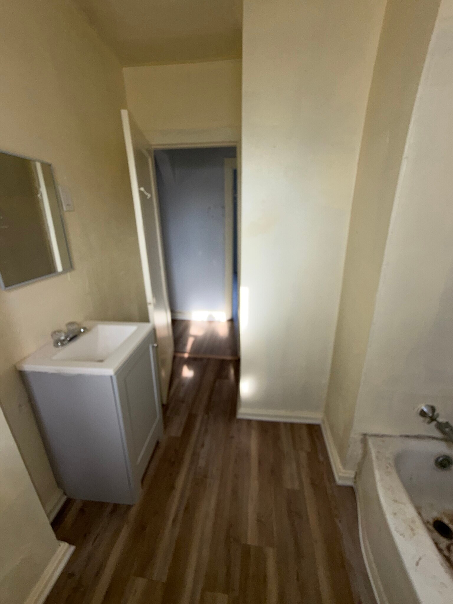 Building Photo - 730 N 74th St