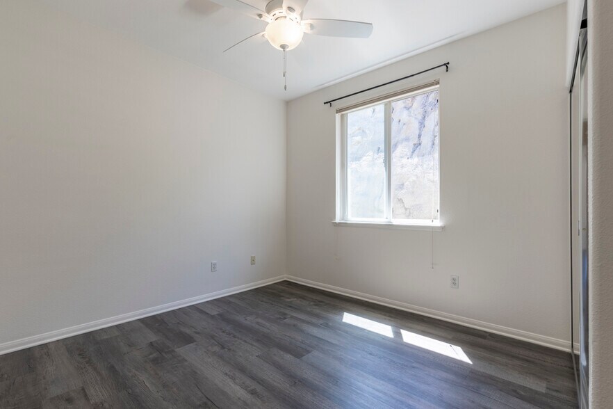 Building Photo - 1143 Terracina Ln