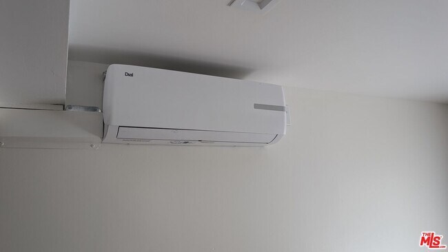 Building Photo - 1125 Lodi Pl