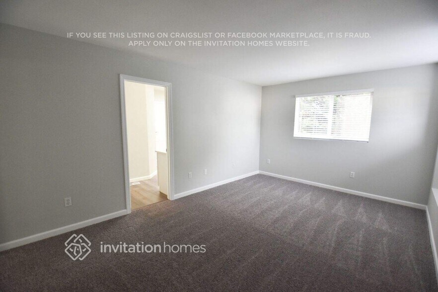 Building Photo - 4604 213th St E