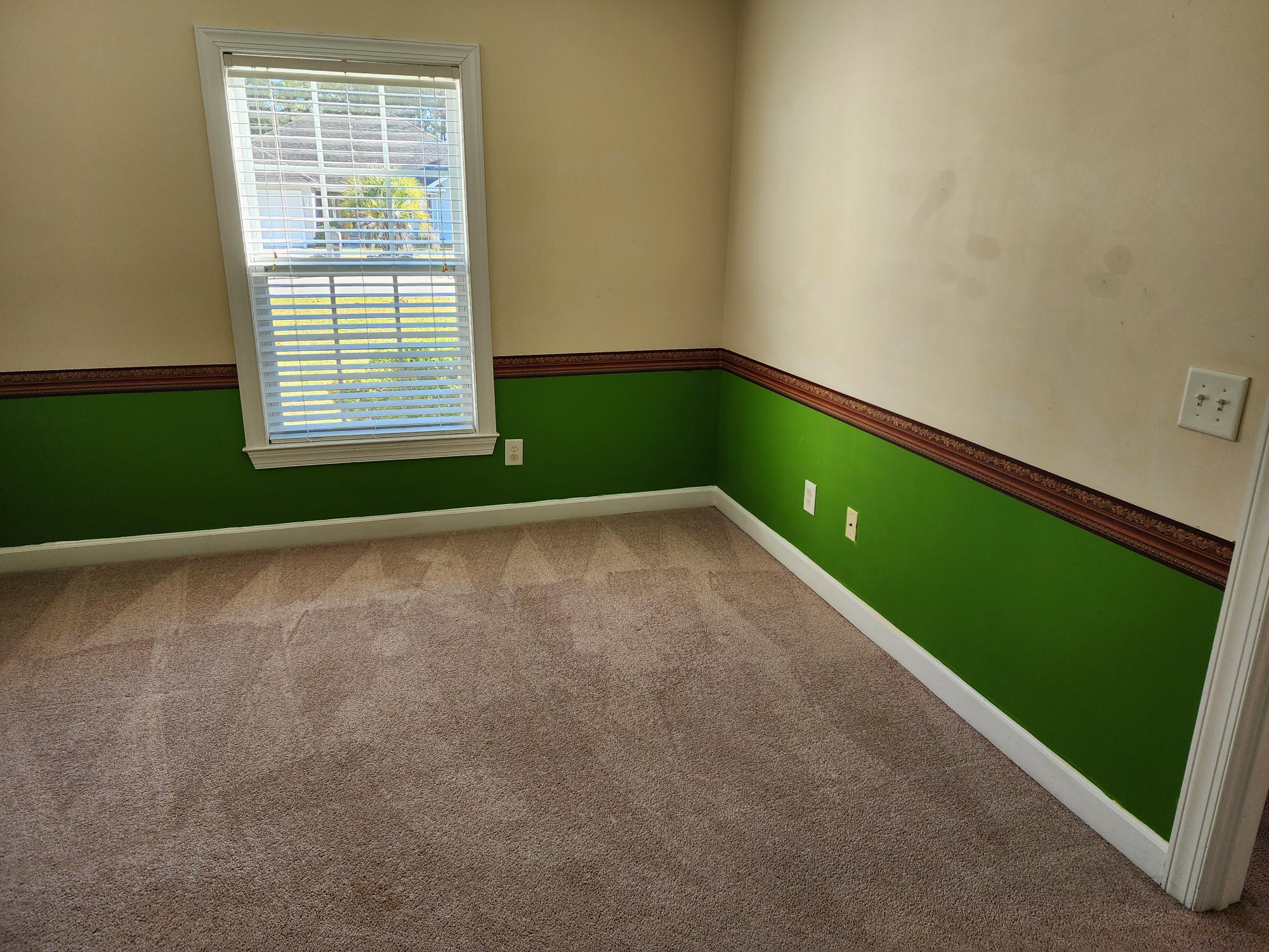 Building Photo - 176 Whispering Oaks Dr