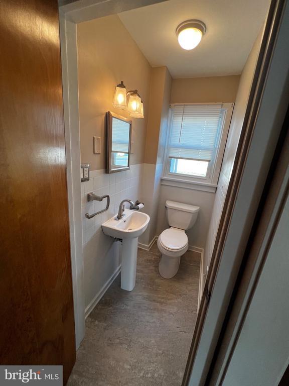 Building Photo - 770 S Lincoln St