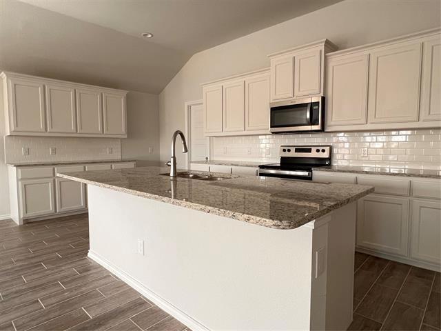 Building Photo - 5744 Brookville Dr