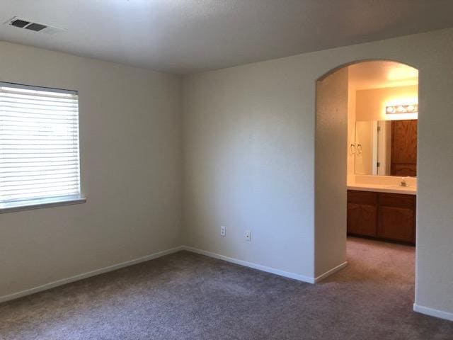 Building Photo - 932 Alpen Dr
