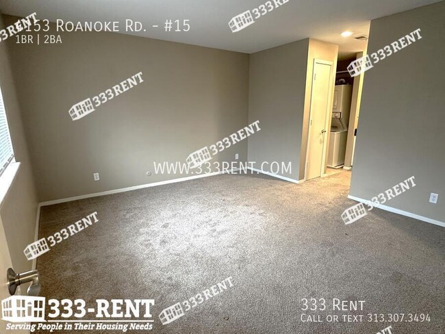 Building Photo - Look! ONLY $500 DEPOSIT! You'll love the p...