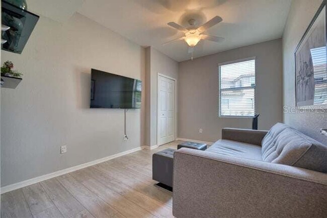 Building Photo - 5819 Wake Forest Run