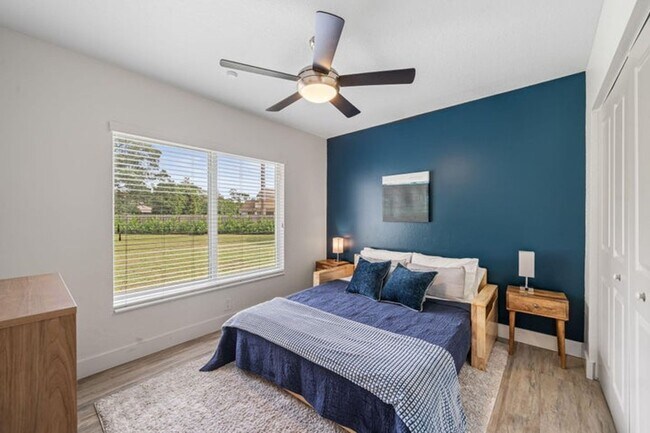 Building Photo - 12192 Branding Iron Ct