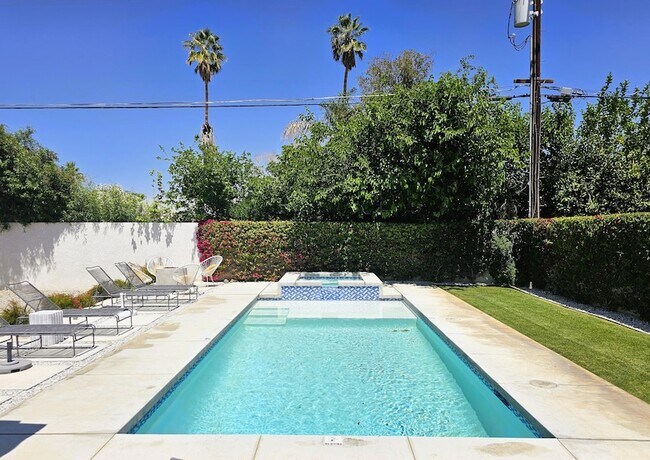 Building Photo - 73280 San Nicholas Ave