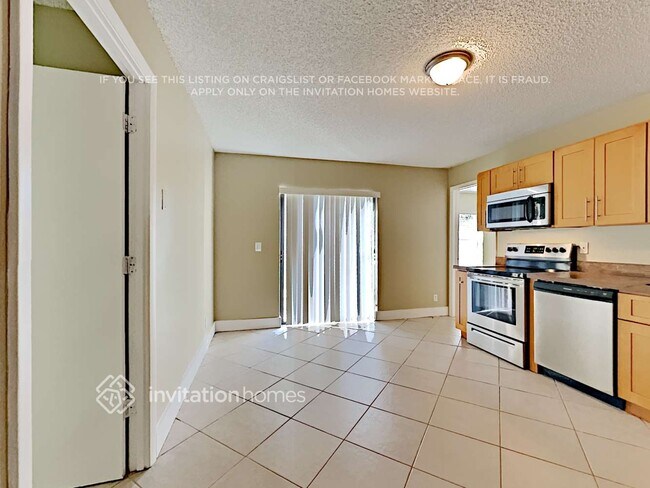 Building Photo - 5900 Ellis Hollow Rd W