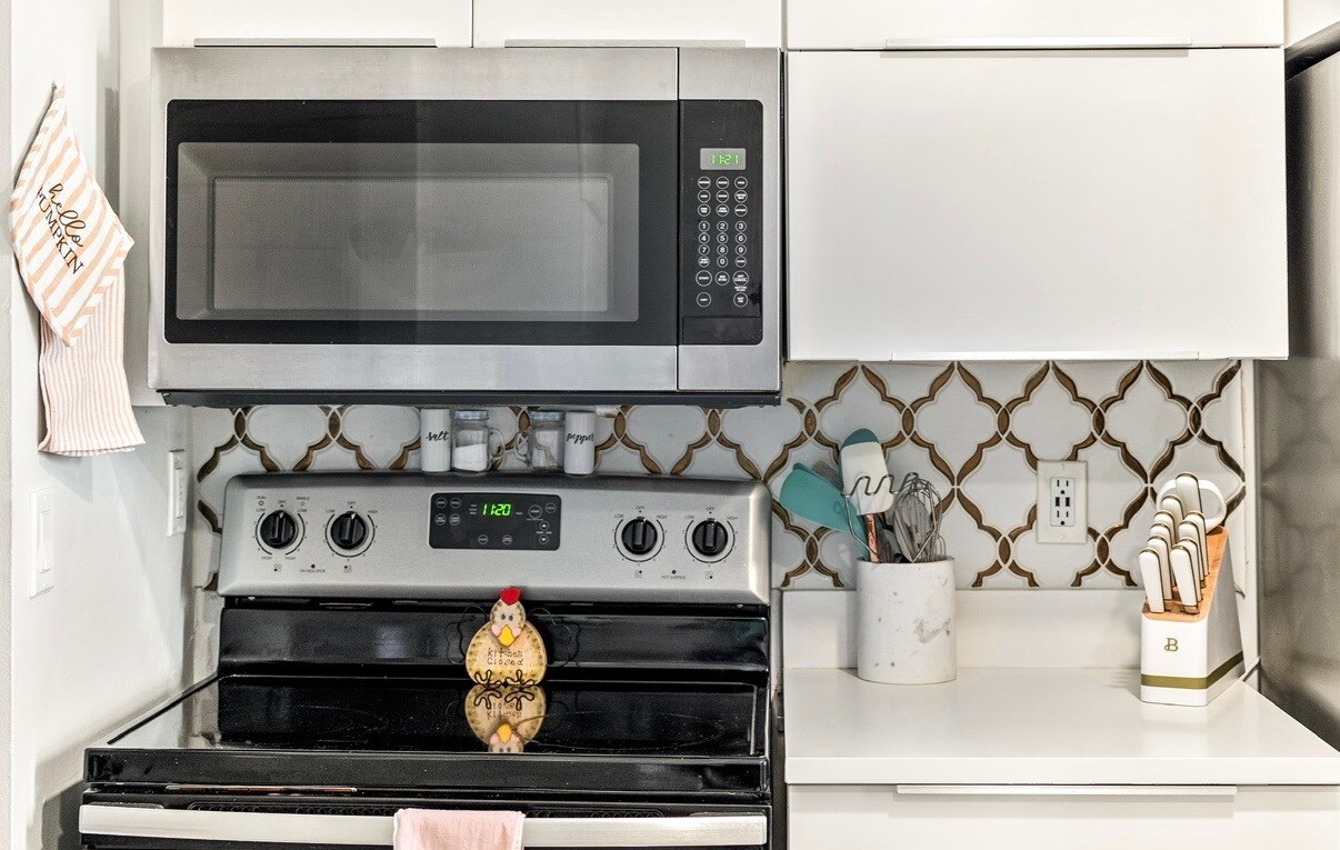 Building Photo - 600 Domenico Cir