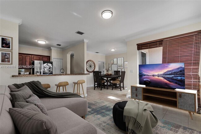 Building Photo - 14968 SW 23rd Way