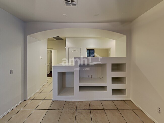 Building Photo - 3638 E Janelle Way
