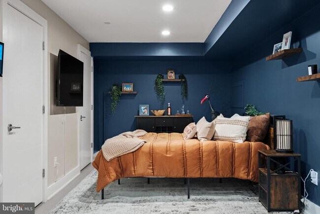 Building Photo - 1121 Earl St