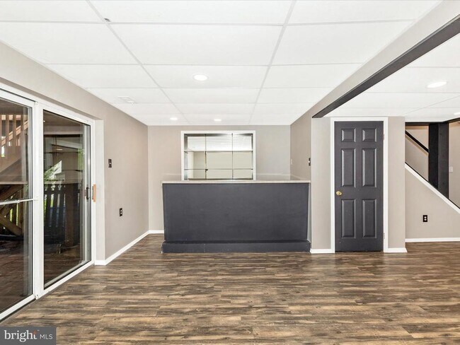 Building Photo - 430 Spalding Ct