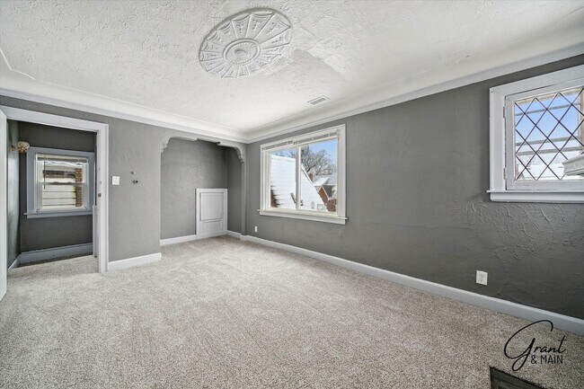 Building Photo - 15886 Woodingham Dr