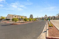 Building Photo - 5211 S Lindell Rd