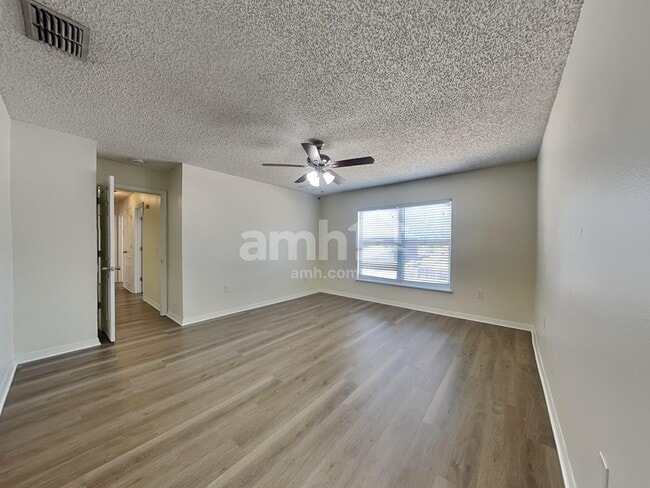 Building Photo - 4618 Newbourne Way