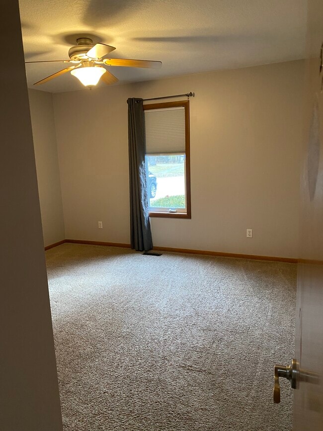 Building Photo - 3516 W Wackerly St