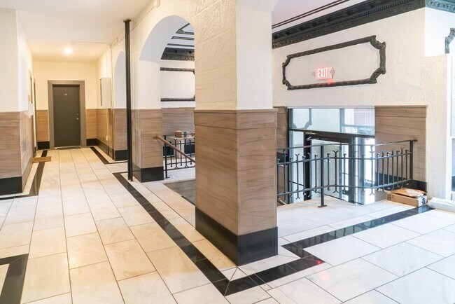 Building Photo - 331 79th St