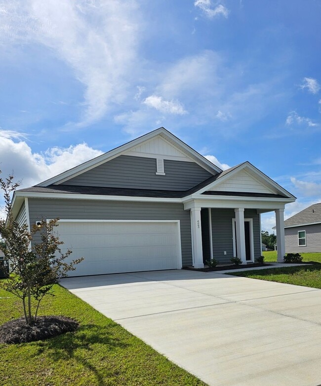 Building Photo - Be the First to Call This Brand-New Pond View Home Yours!
